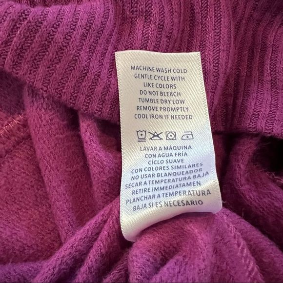 NWT Splendid Crewneck Hombre Top in Deep Orchid - Picture 10 of 13